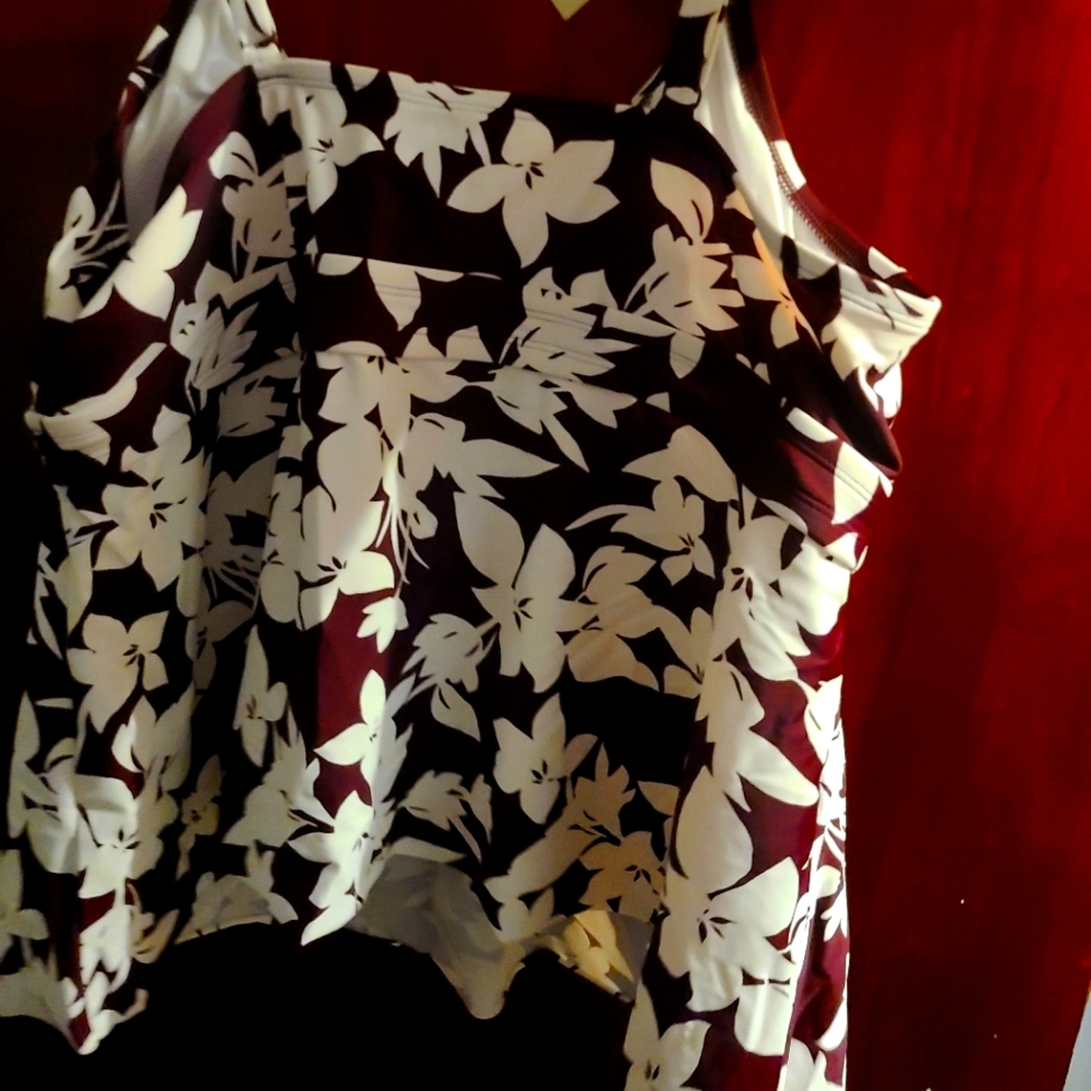 Bathing suit top 18w